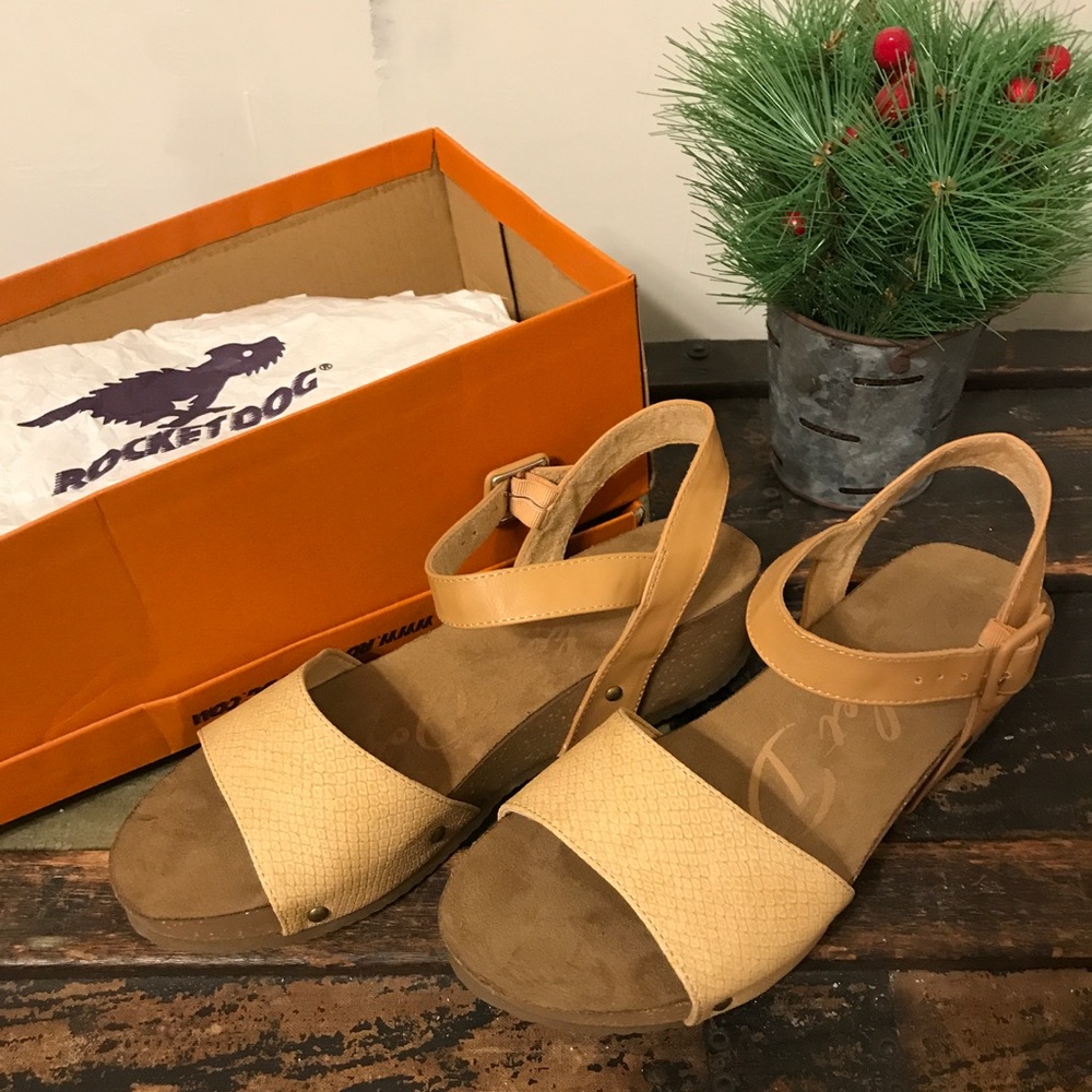 Rocket Dog Leather Shoes  9.5